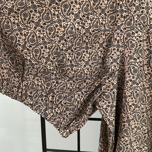 Plus size paisley dress - Picture 3 of 4